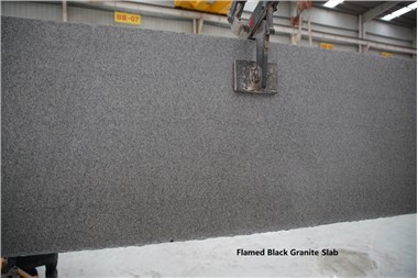 Rajola de granit negre flamejat