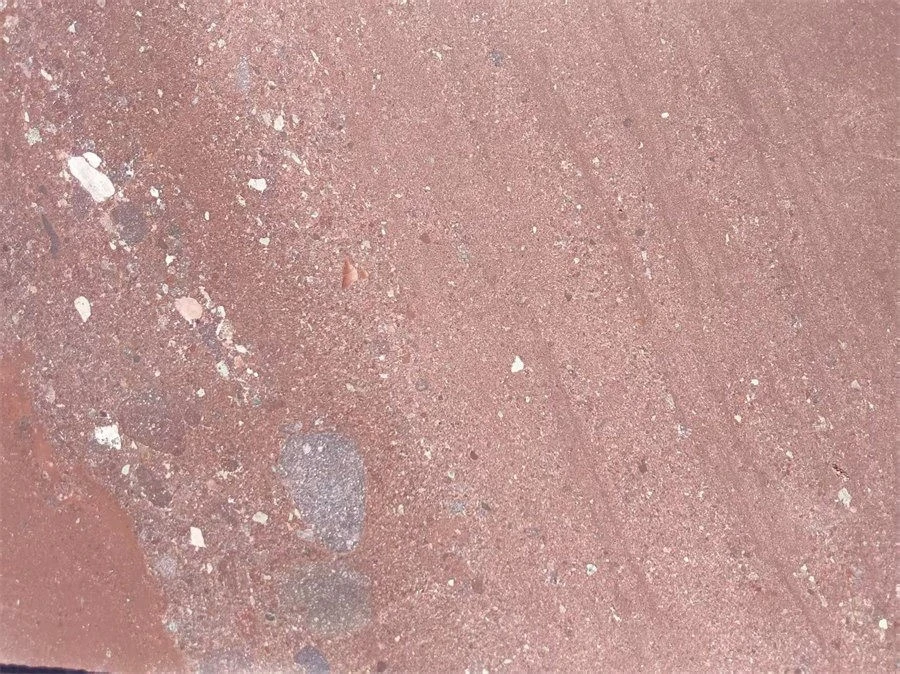 Red porphyry flamed tiles Red porphyry flamed tiles